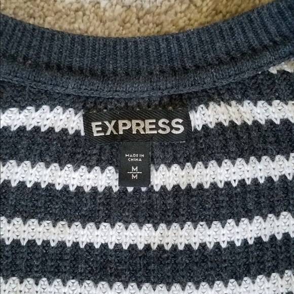 Top - Picture 2 of 3